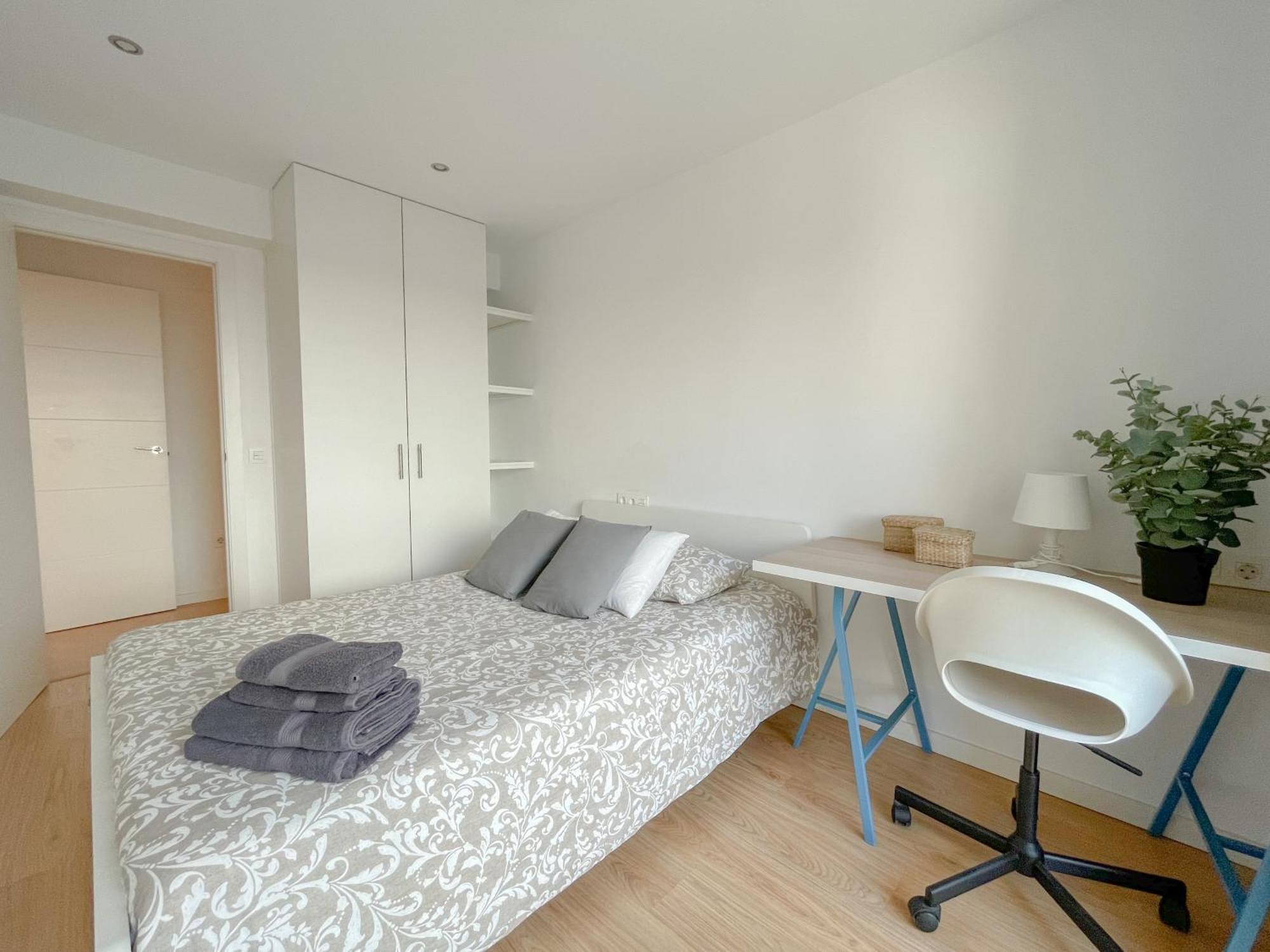 Moderno Apartamento Plz De La Merced Малага Экстерьер фото