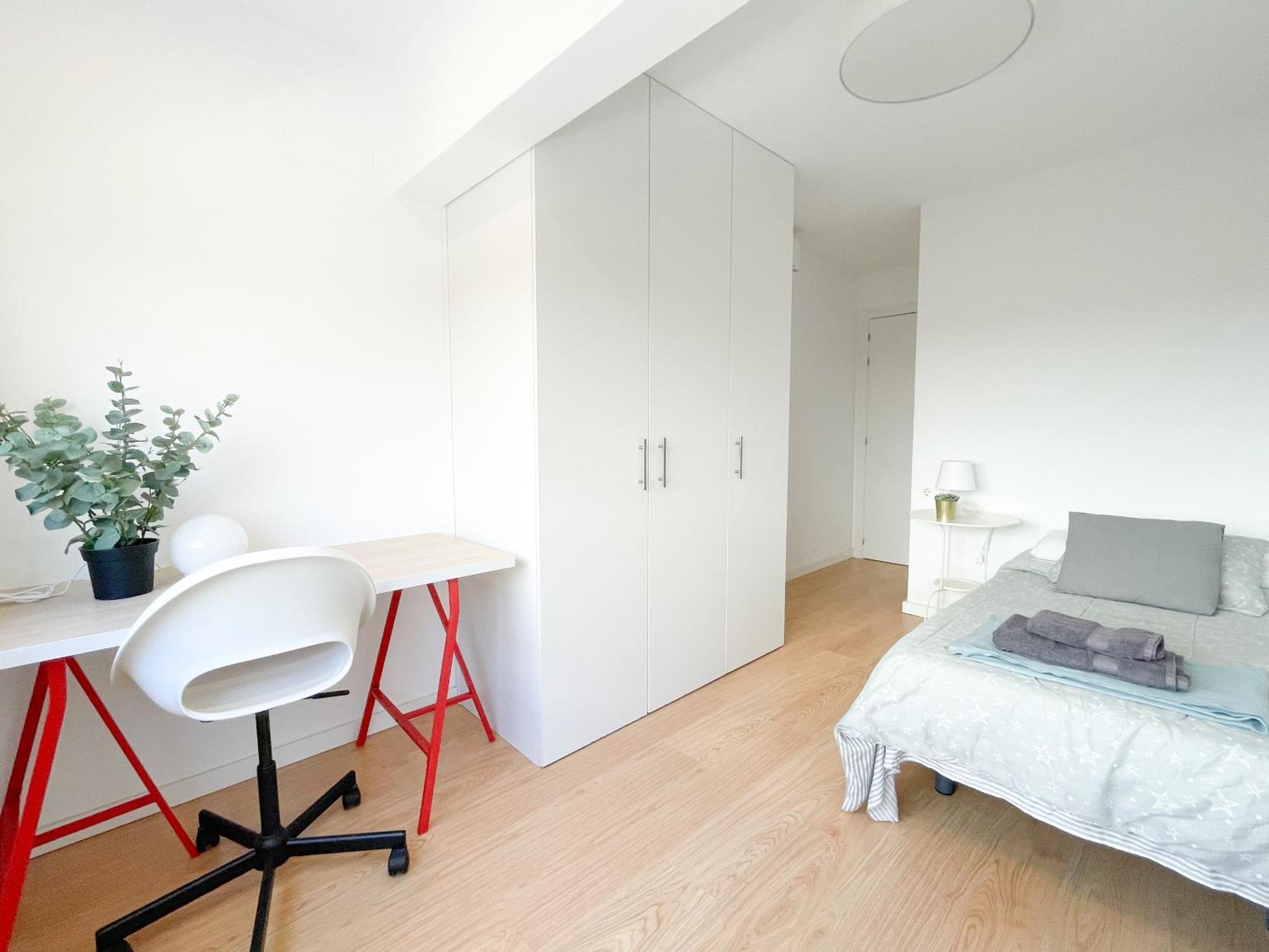 Moderno Apartamento Plz De La Merced Малага Экстерьер фото